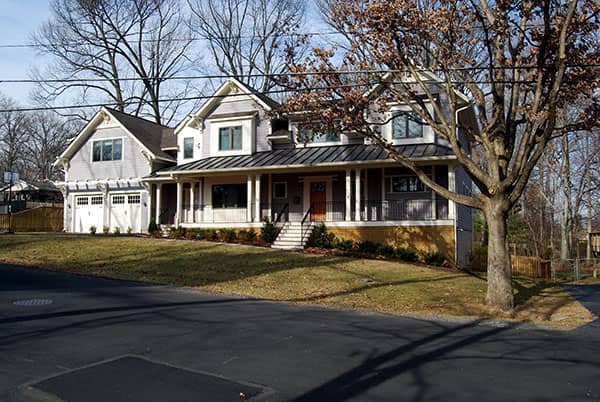 Roof & Gutter Installation Service Roof & Gutter Installation Service
